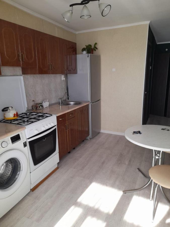 Изумруд Appartement Oral Buitenkant foto