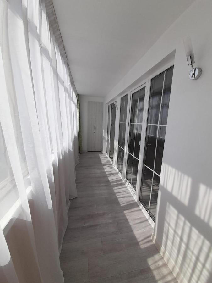 Изумруд Appartement Oral Buitenkant foto